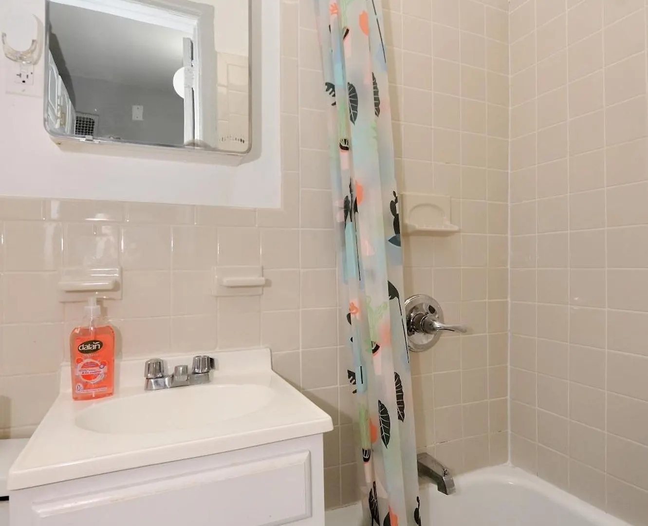 Spacious Upper East Side Studio New York 0*,
